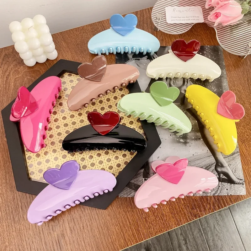 HAIR CLIP SHARP HEART COLORED